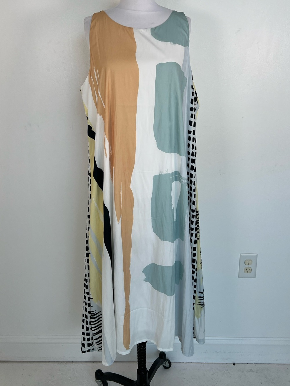 NWT! Chico's Abstract Sleeveless Maxi Dress Size 3